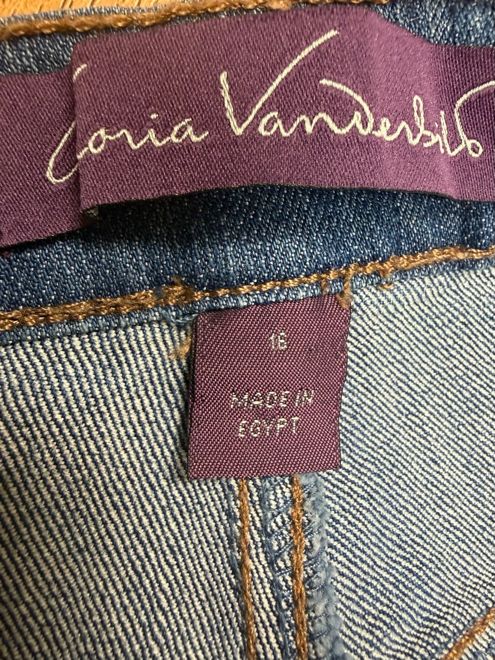Gloria Vanderbilt-size 16 denim jeans bedazzled back pockets - Picture 7 of 10